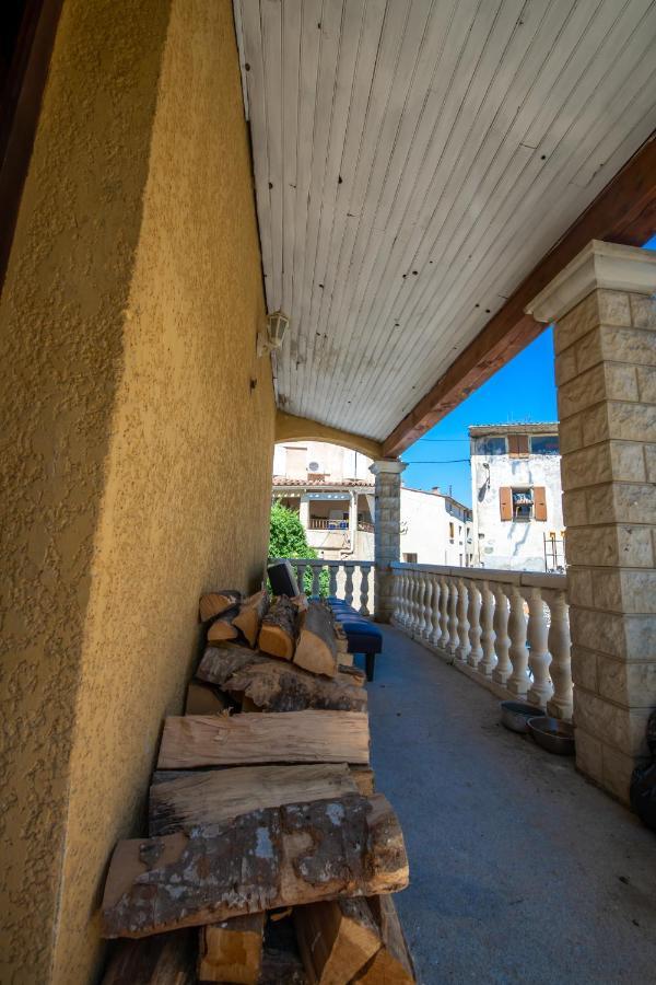Camin Del Bosc Villa Roquefort-des-Corbières Екстериор снимка