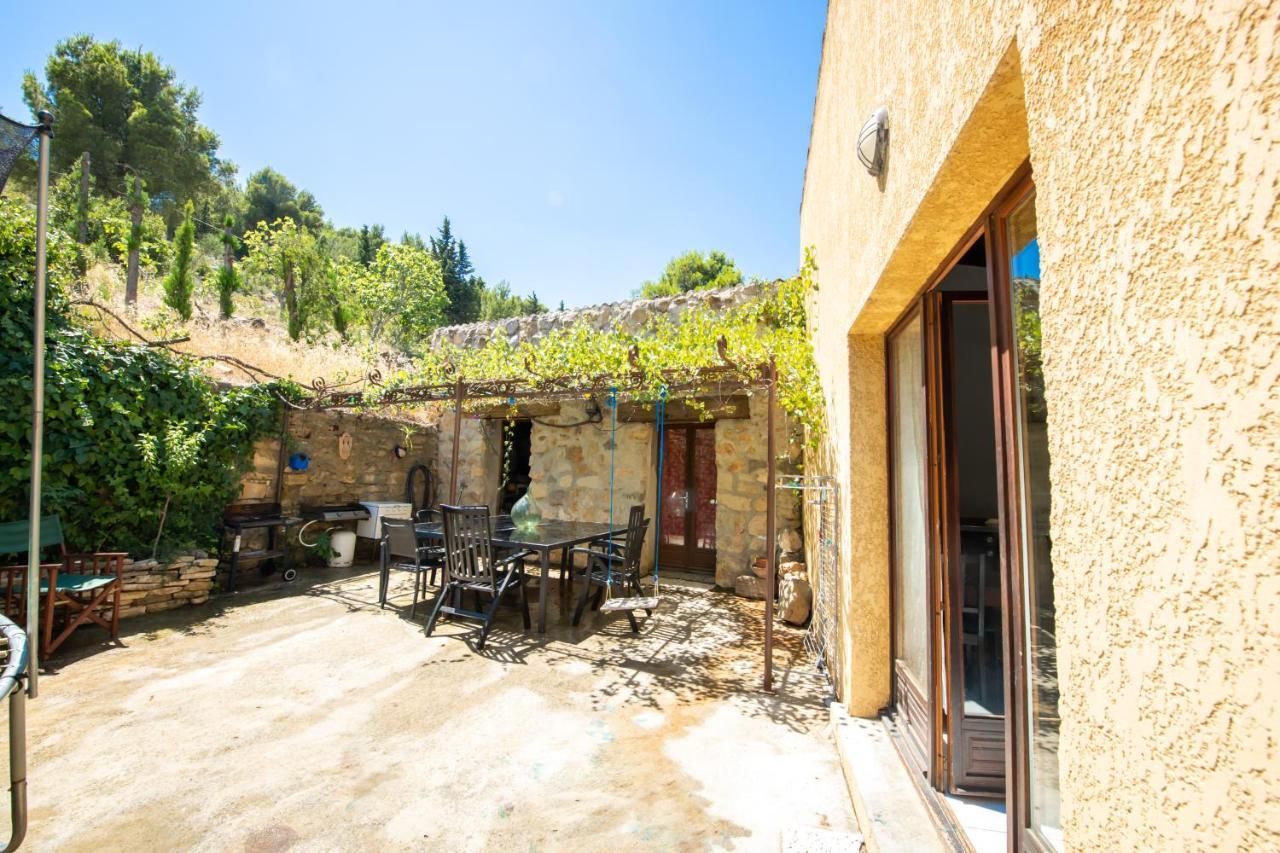 Camin Del Bosc Villa Roquefort-des-Corbières Екстериор снимка